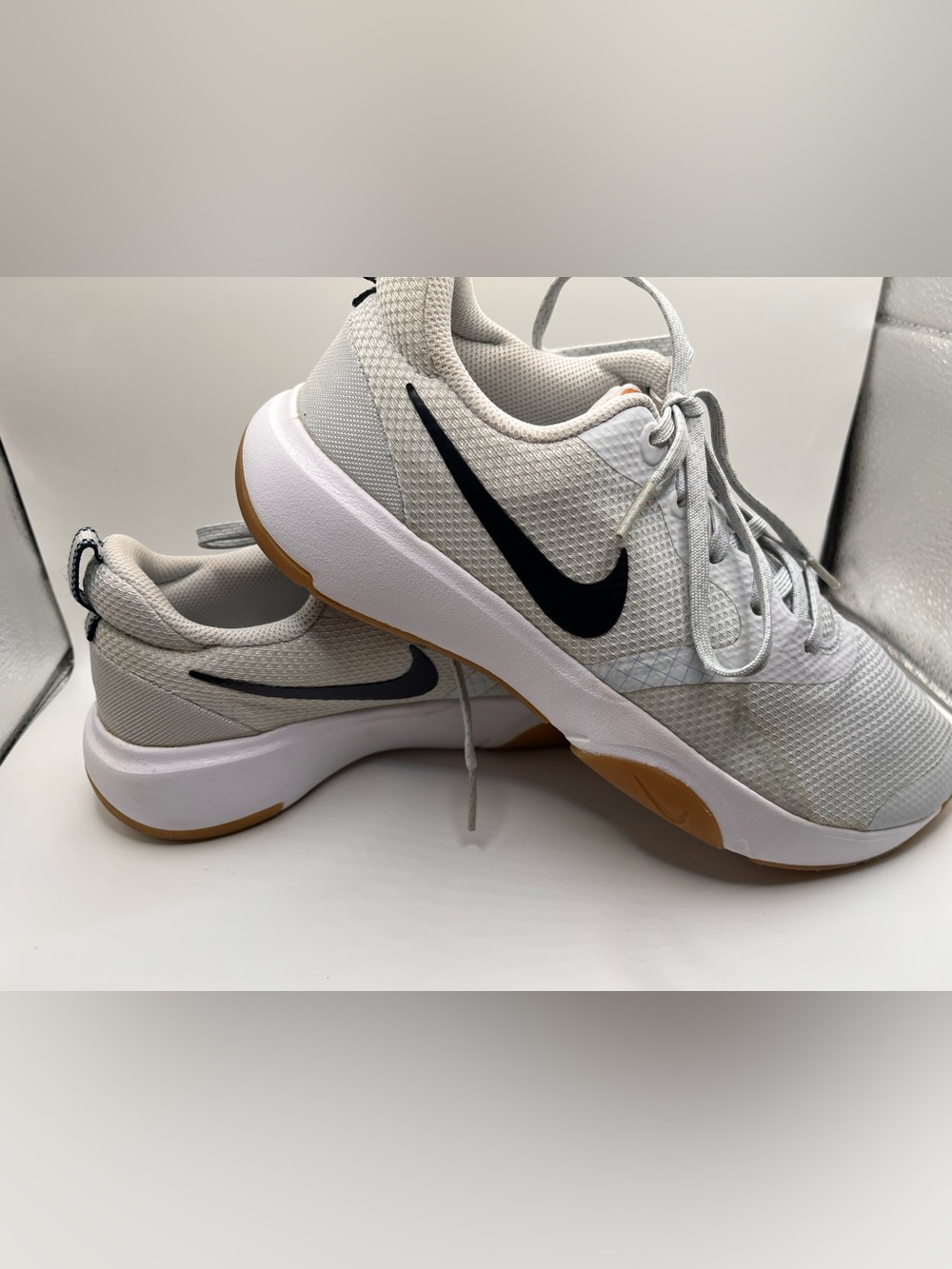 Nikes US 7